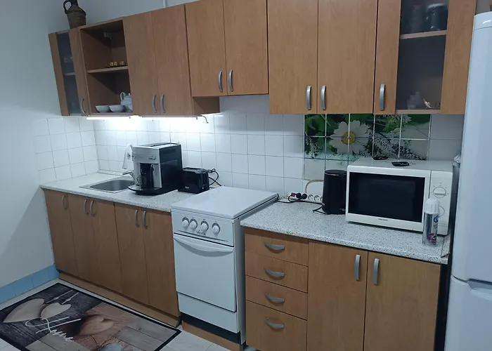 Tuenderkert Appartman Apartament *